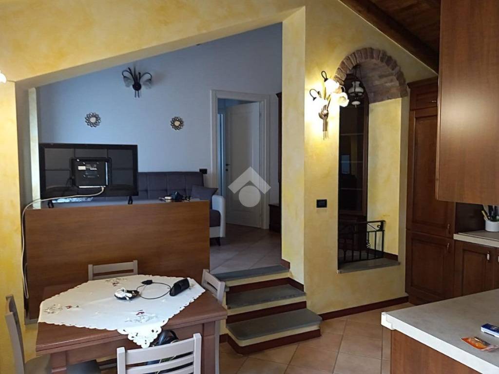 appartamento in vendita a Colverde in zona Parè