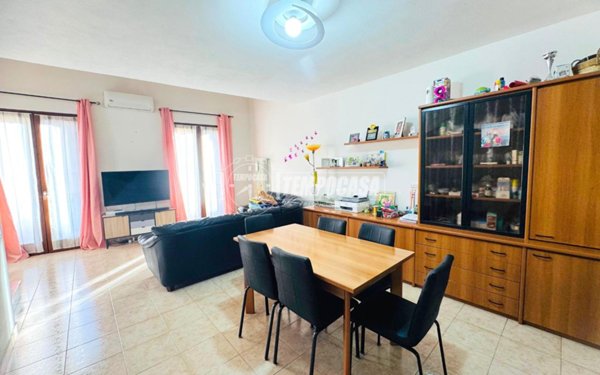 casa indipendente in vendita a Colverde in zona Gironico