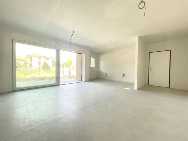 appartamento in vendita a Colverde in zona Gironico