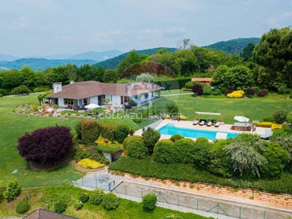 casa indipendente in vendita a Colverde