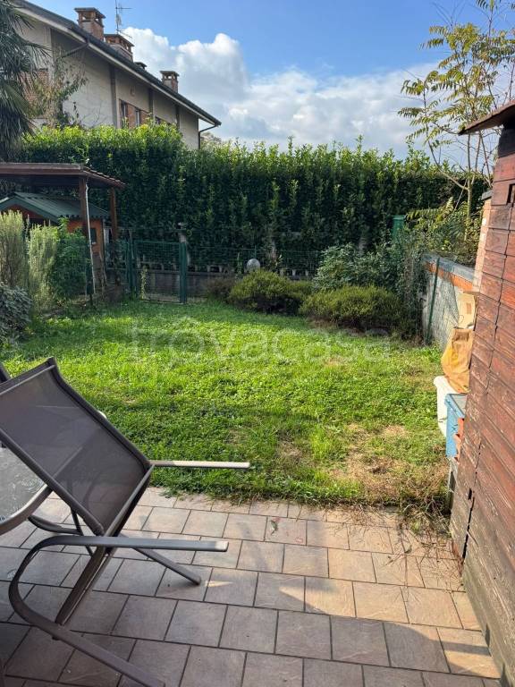 casa indipendente in vendita a Colverde in zona Gironico