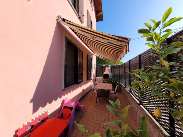 appartamento in vendita a Colverde in zona Drezzo