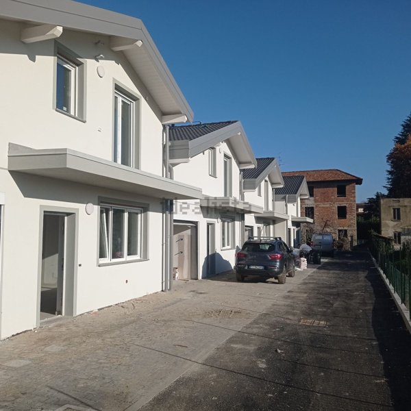 casa indipendente in vendita a Colverde