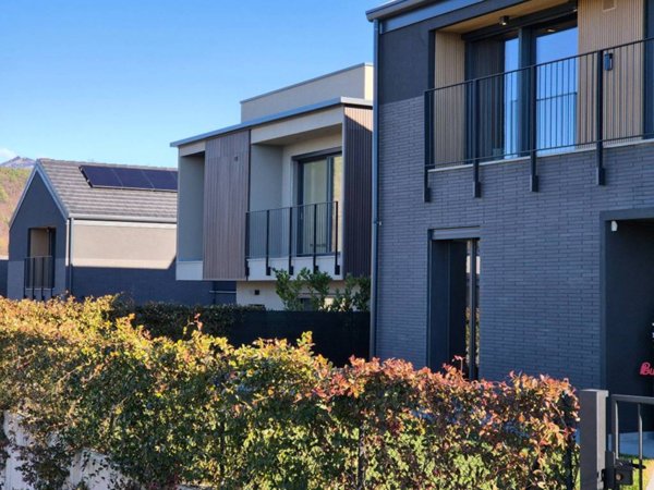 casa indipendente in vendita a Colverde in zona Salvadonica