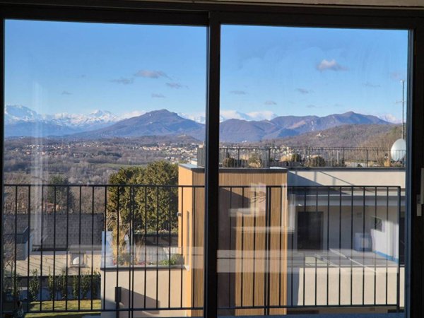 casa indipendente in vendita a Colverde in zona Salvadonica