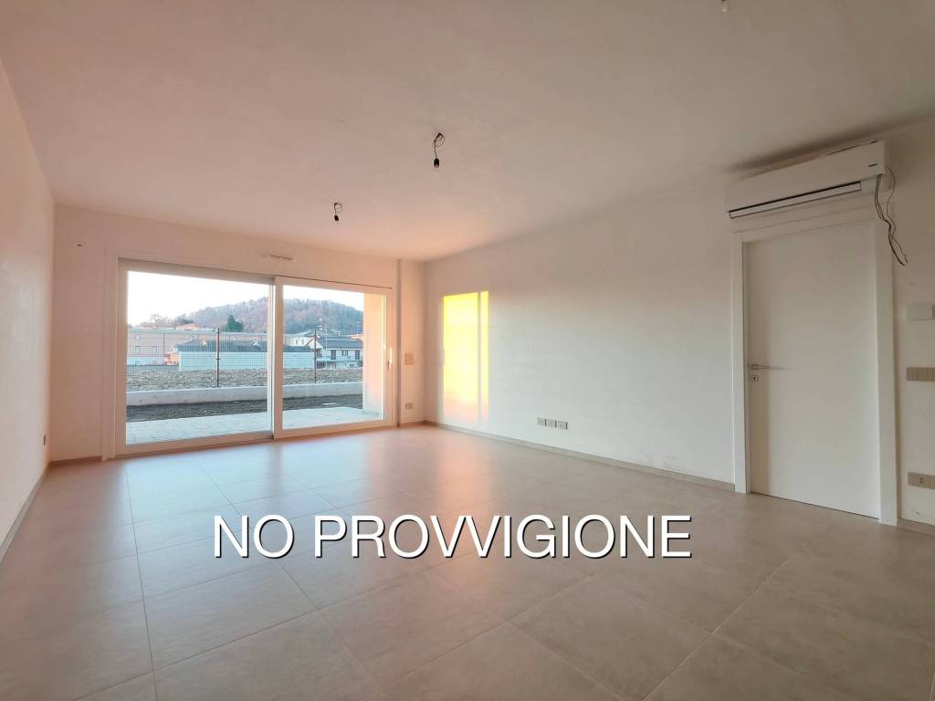 appartamento in vendita a Colverde in zona Gironico