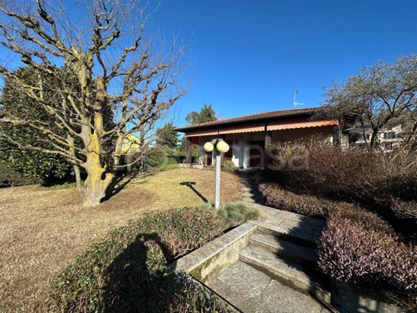 casa indipendente in vendita a Colverde in zona Gironico