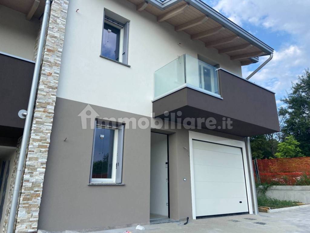 casa indipendente in vendita a Colverde in zona Gironico