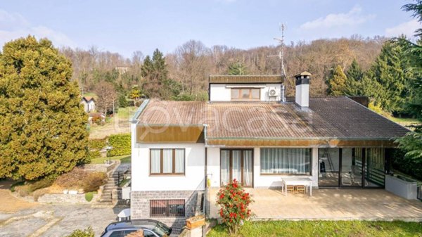 casa indipendente in vendita a Colverde in zona Gironico