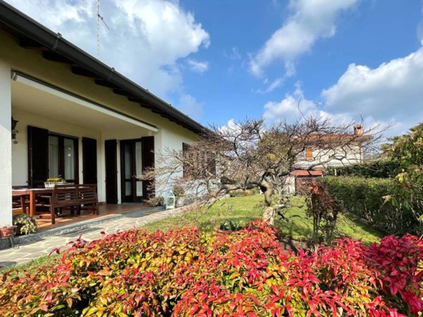 casa indipendente in vendita a Colverde