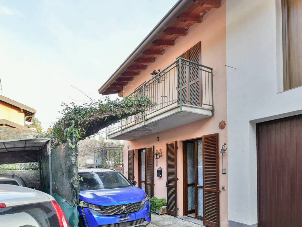 appartamento in vendita a Colverde in zona Parè