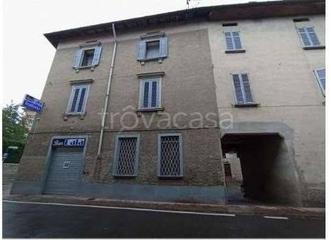 appartamento in vendita a Colverde in zona Gironico