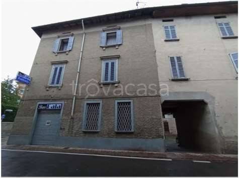appartamento in vendita a Colverde in zona Gironico