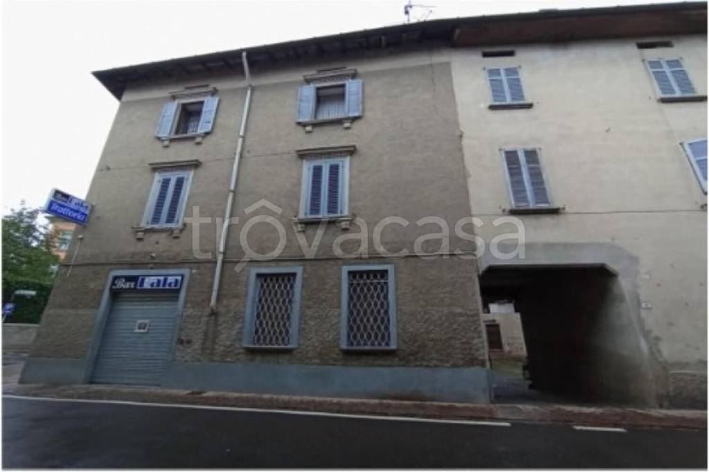 appartamento in vendita a Colverde in zona Gironico