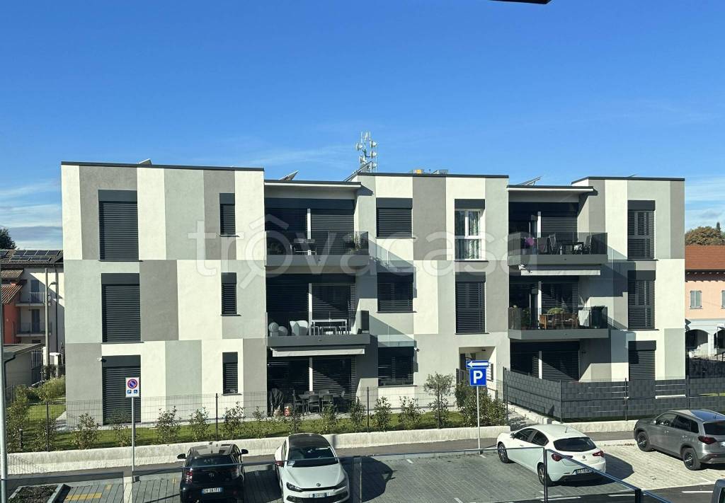 appartamento in vendita a Colverde in zona Gironico