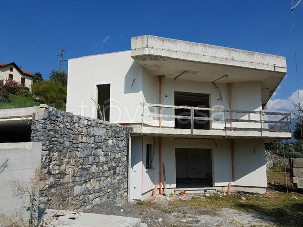 casa indipendente in vendita a Tremezzina in zona Tremezzo