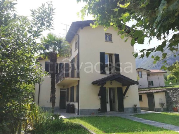 casa indipendente in vendita a Tremezzina