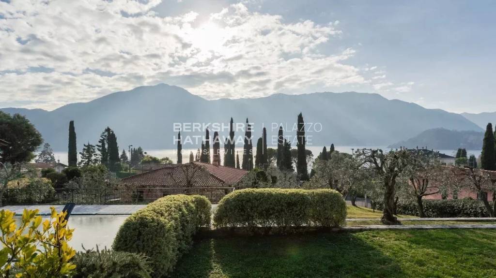 casa indipendente in vendita a Tremezzina in zona Tremezzo
