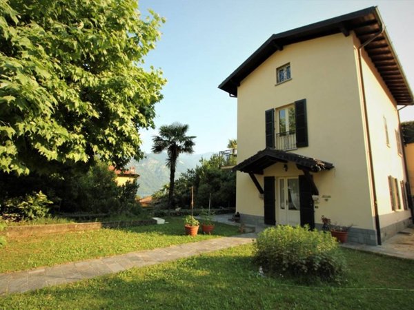casa indipendente in vendita a Tremezzina in zona Tremezzo
