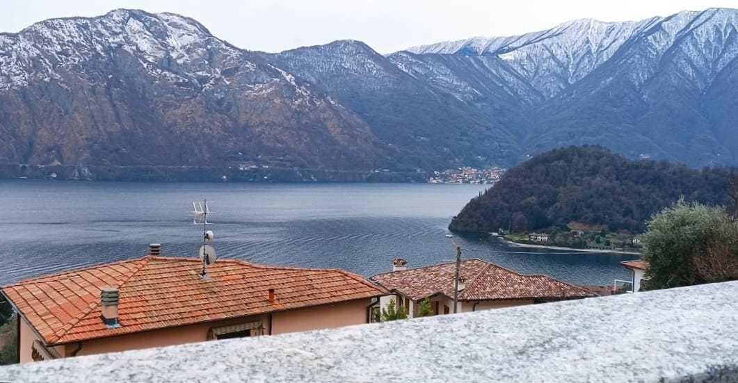 casa indipendente in vendita a Tremezzina in zona Lenno