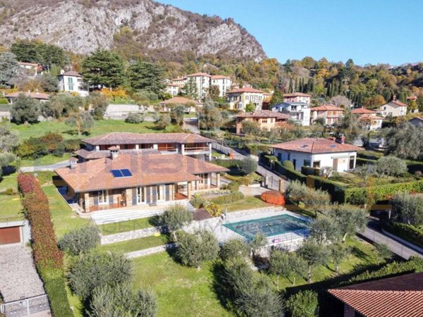 casa indipendente in vendita a Tremezzina in zona Tremezzo
