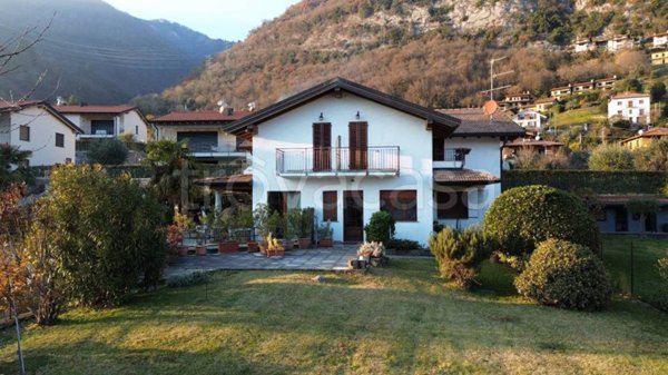 casa indipendente in vendita a Tremezzina