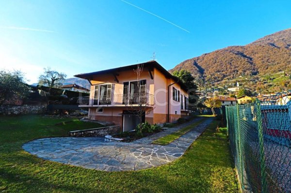 casa indipendente in vendita a Tremezzina in zona Lenno