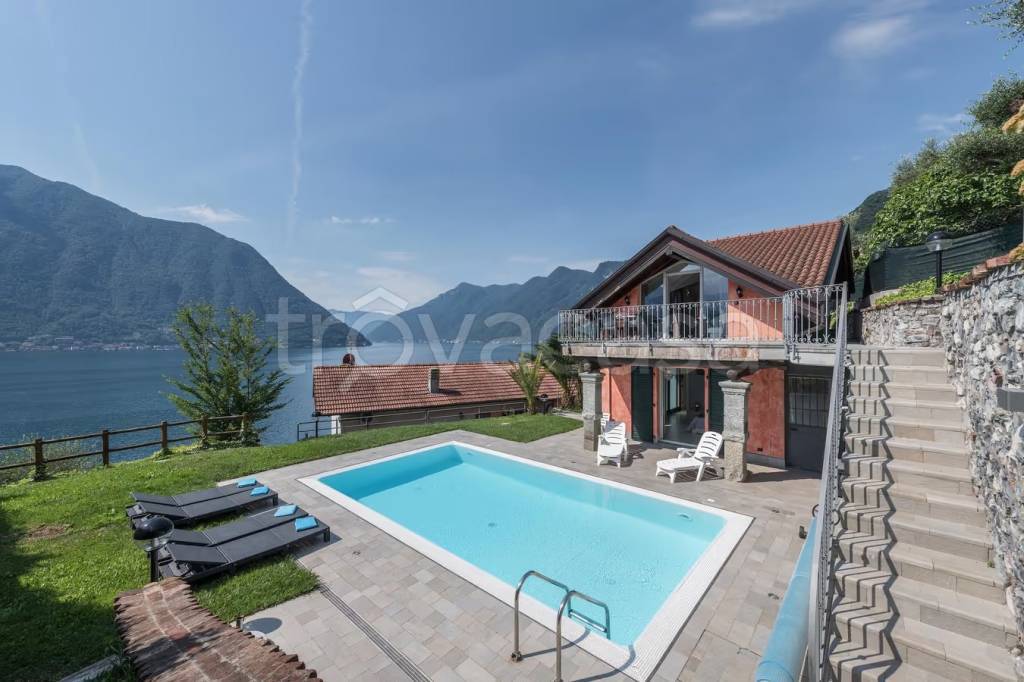 casa indipendente in vendita a Tremezzina