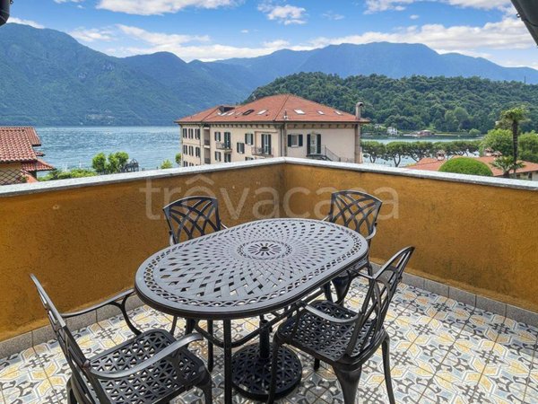 appartamento in vendita a Tremezzina in zona Lenno