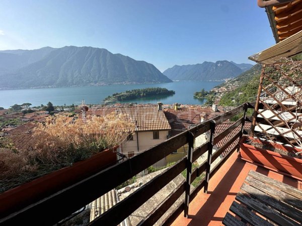 casa indipendente in vendita a Tremezzina in zona Ossuccio