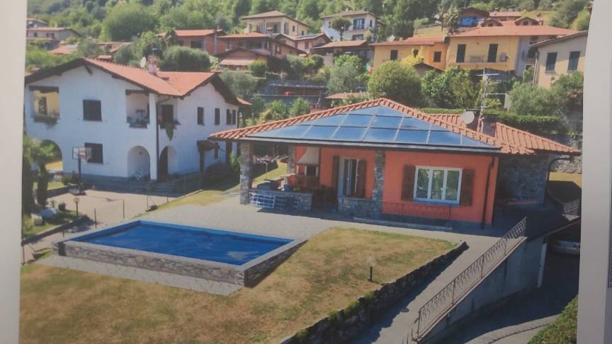 casa indipendente in vendita a Tremezzina in zona Lenno