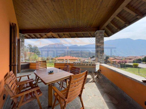 casa indipendente in vendita a Tremezzina in zona Lenno