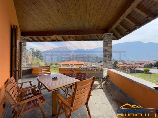 casa indipendente in vendita a Tremezzina in zona Lenno