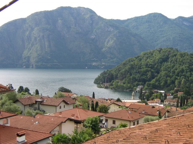 casa indipendente in vendita a Tremezzina