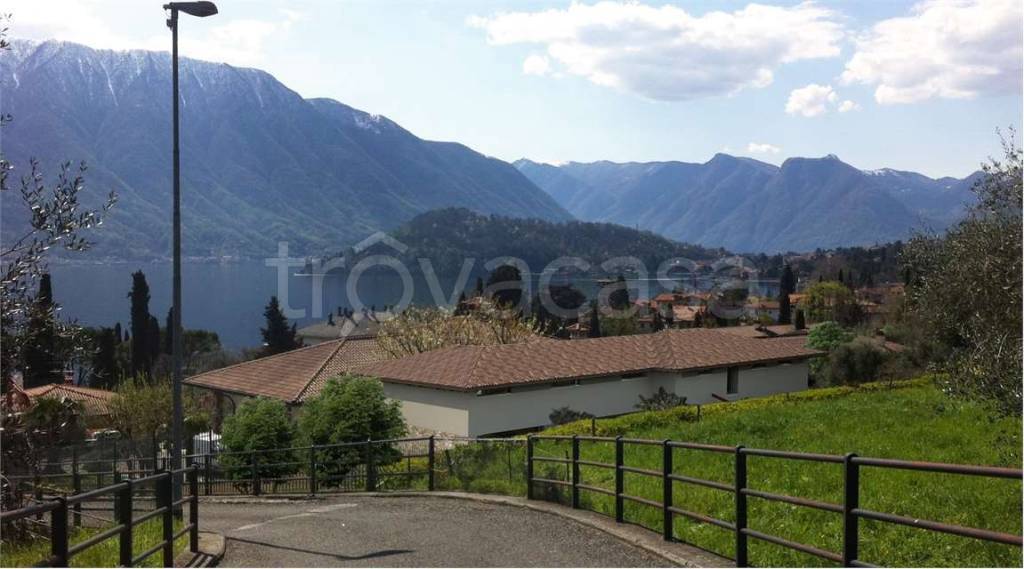 casa indipendente in vendita a Tremezzina