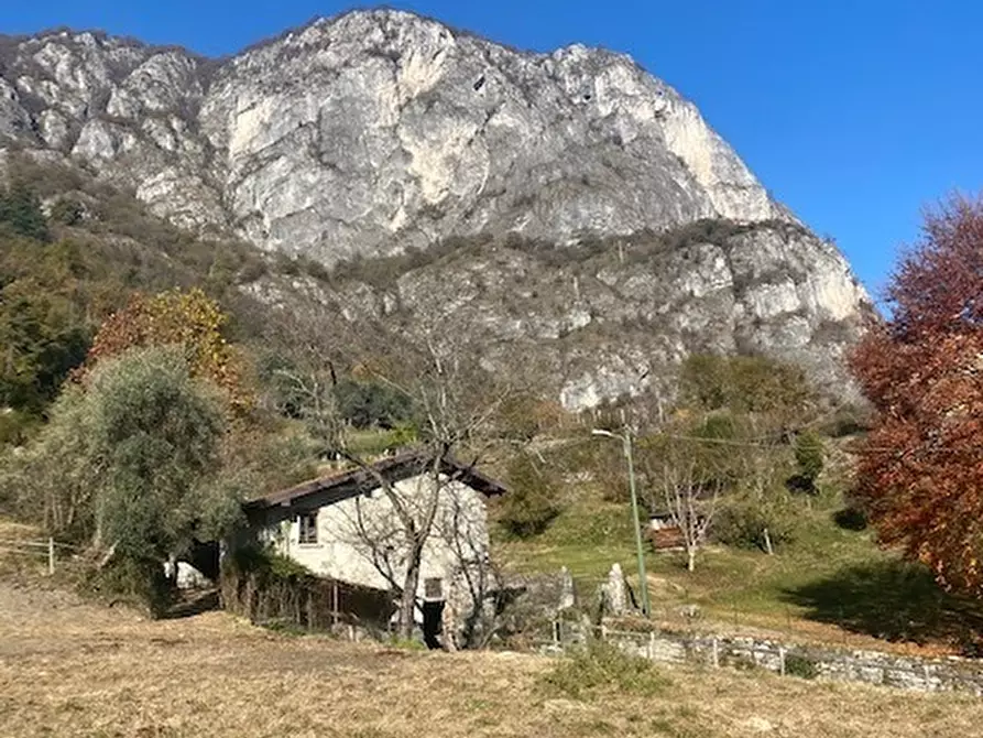terreno industriale in vendita a Tremezzina in zona Tremezzo
