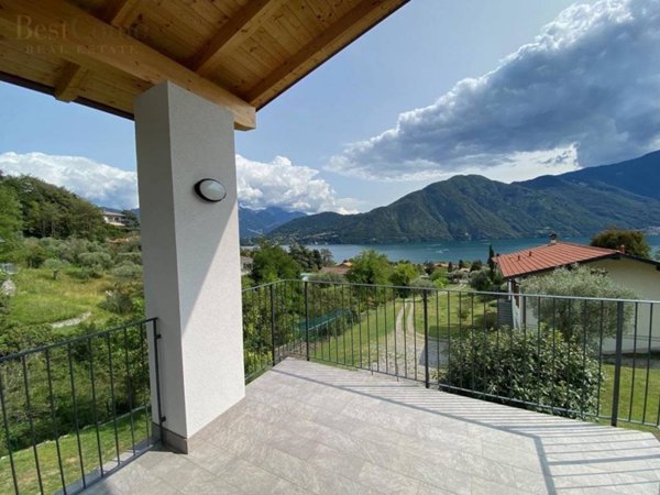 appartamento in vendita a Tremezzina in zona Azzano
