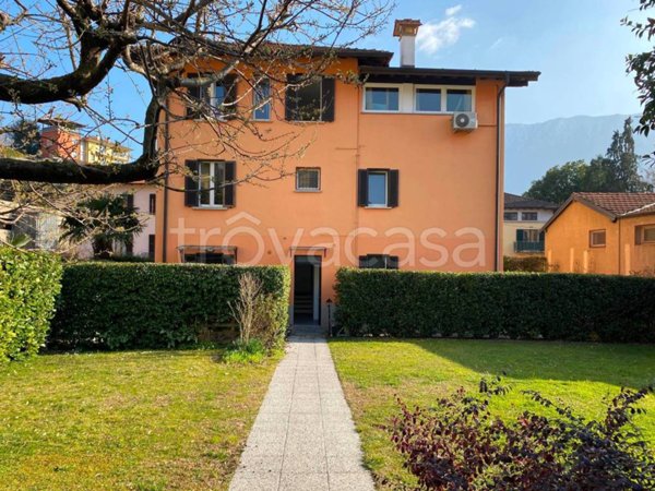 appartamento in vendita a Tremezzina in zona Lenno