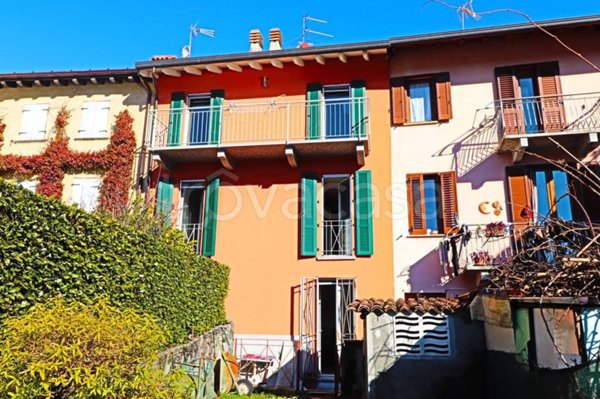 casa indipendente in vendita a Tremezzina in zona Ossuccio
