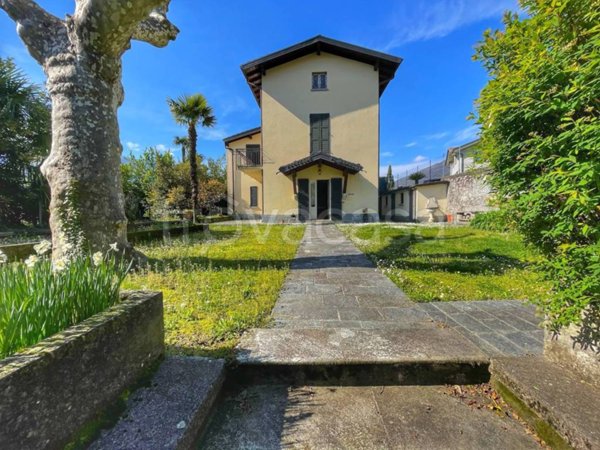 casa indipendente in vendita a Tremezzina