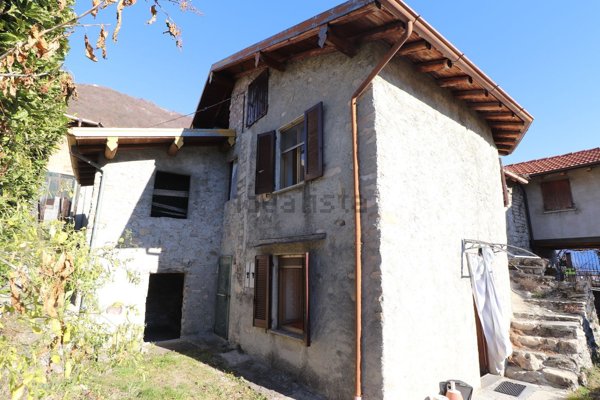 appartamento in vendita a Tremezzina in zona Ossuccio