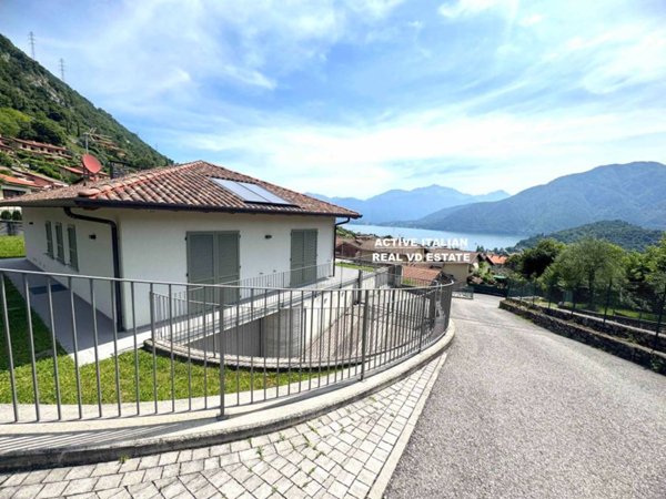 casa indipendente in vendita a Tremezzina in zona Lenno
