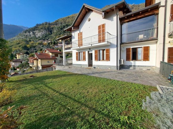 appartamento in vendita a Tremezzina in zona Lenno