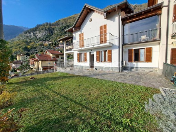 appartamento in vendita a Tremezzina in zona Lenno