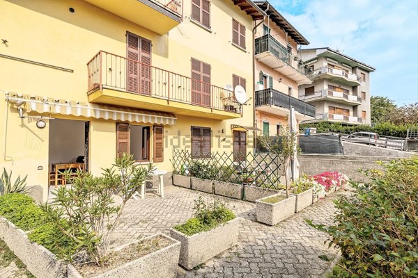 appartamento in vendita a Tremezzina in zona Lenno