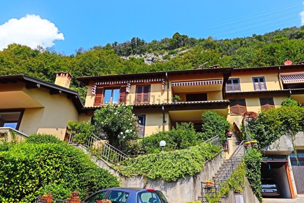 appartamento in vendita a Tremezzina in zona Lenno