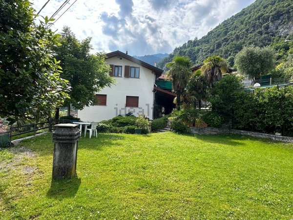 appartamento in vendita a Tremezzina in zona Lenno