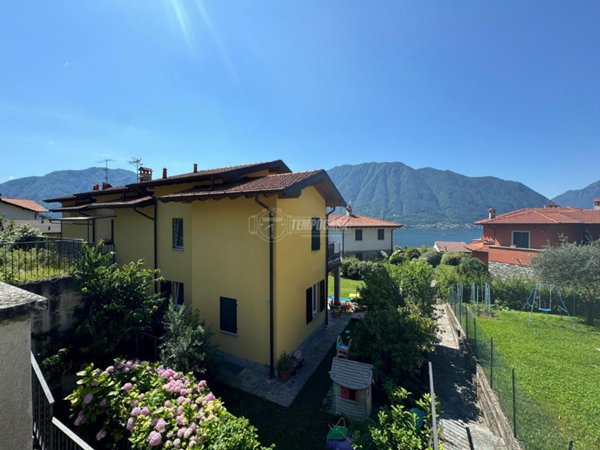 appartamento in vendita a Tremezzina in zona Ossuccio