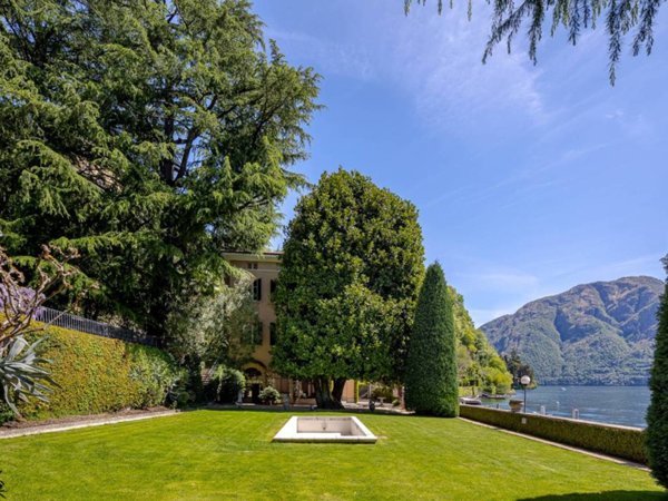 casa indipendente in vendita a Tremezzina in zona Lenno