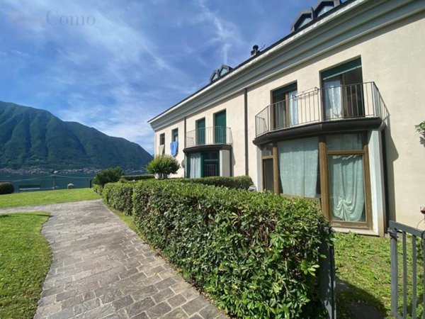 casa indipendente in vendita a Tremezzina in zona Ossuccio